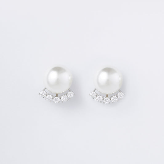 Pearl Signa Stud Earrings