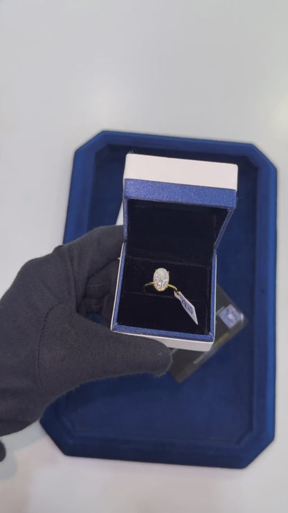The Oval Solitaire Ring (Hidden Halo) (Moissanite)